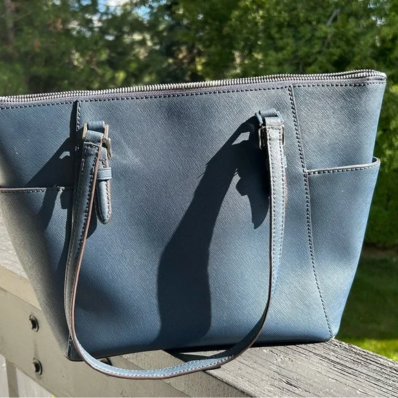 Michael Kors Dark Blue Tote Bag - Picture 11 of 13